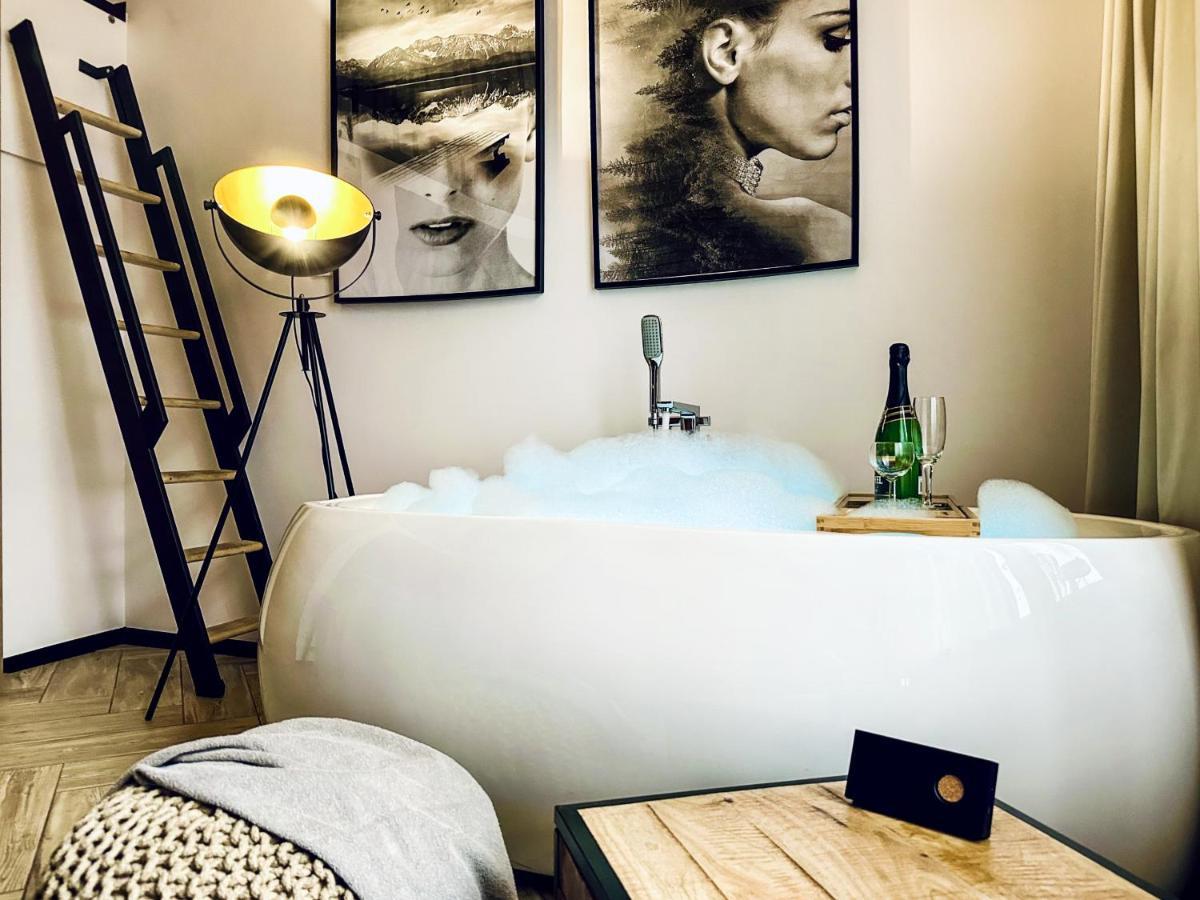 Apartment Premium Jacuzzi For Couples, Old Town Krakau Exterior foto
